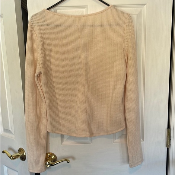 Listicle Beige V-Neck Women's Top - Picture 3 of 5